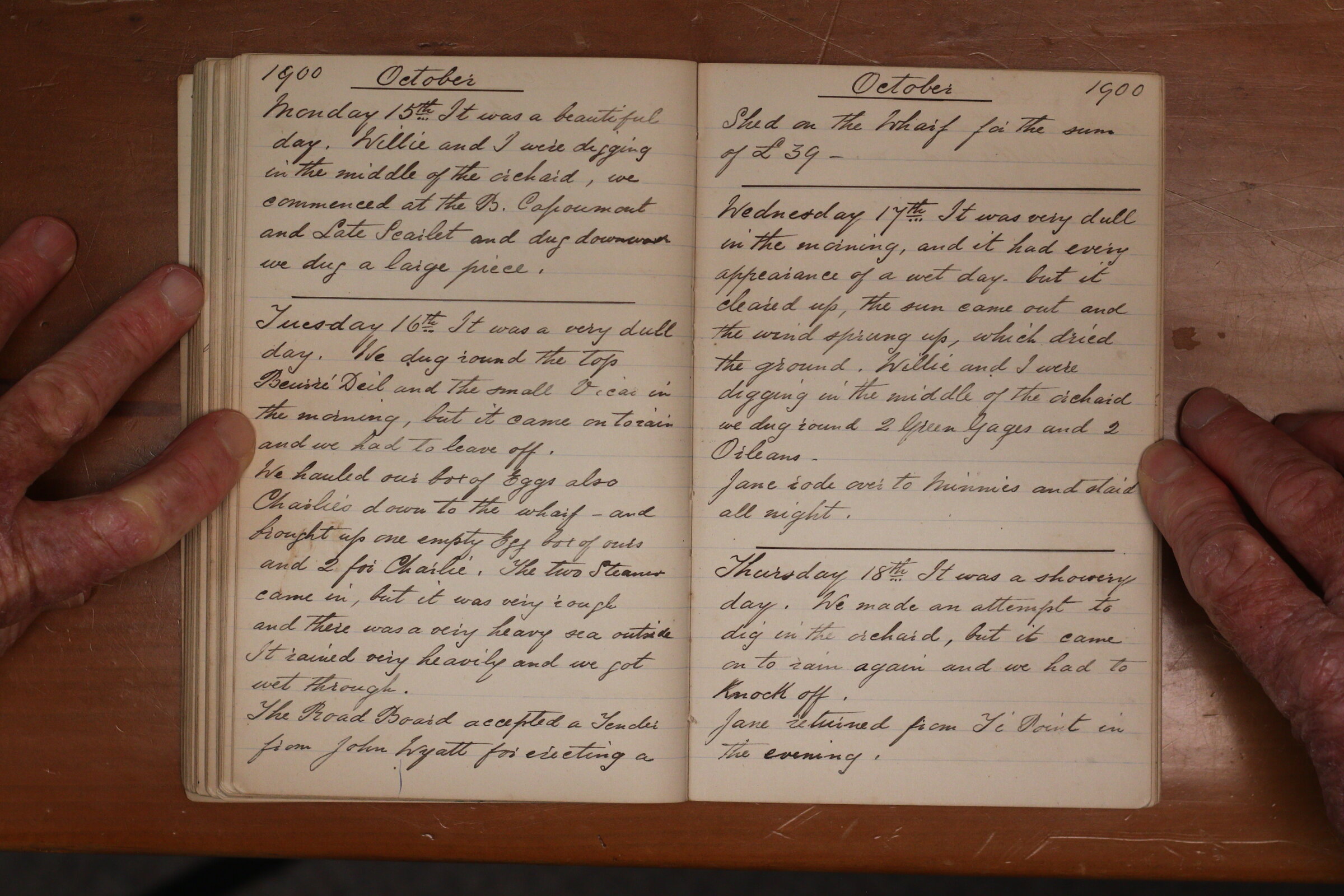 Original CS Clarke diary page
