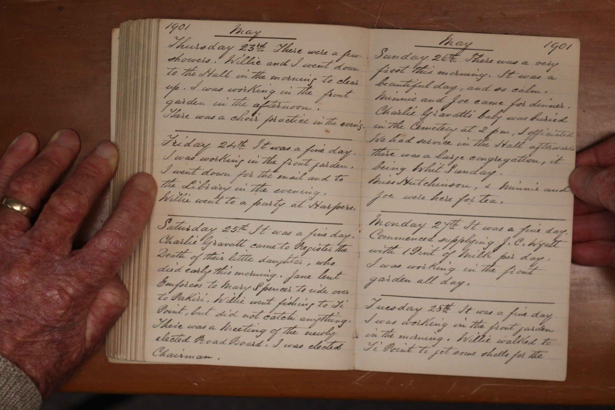 Original CS Clarke diary page