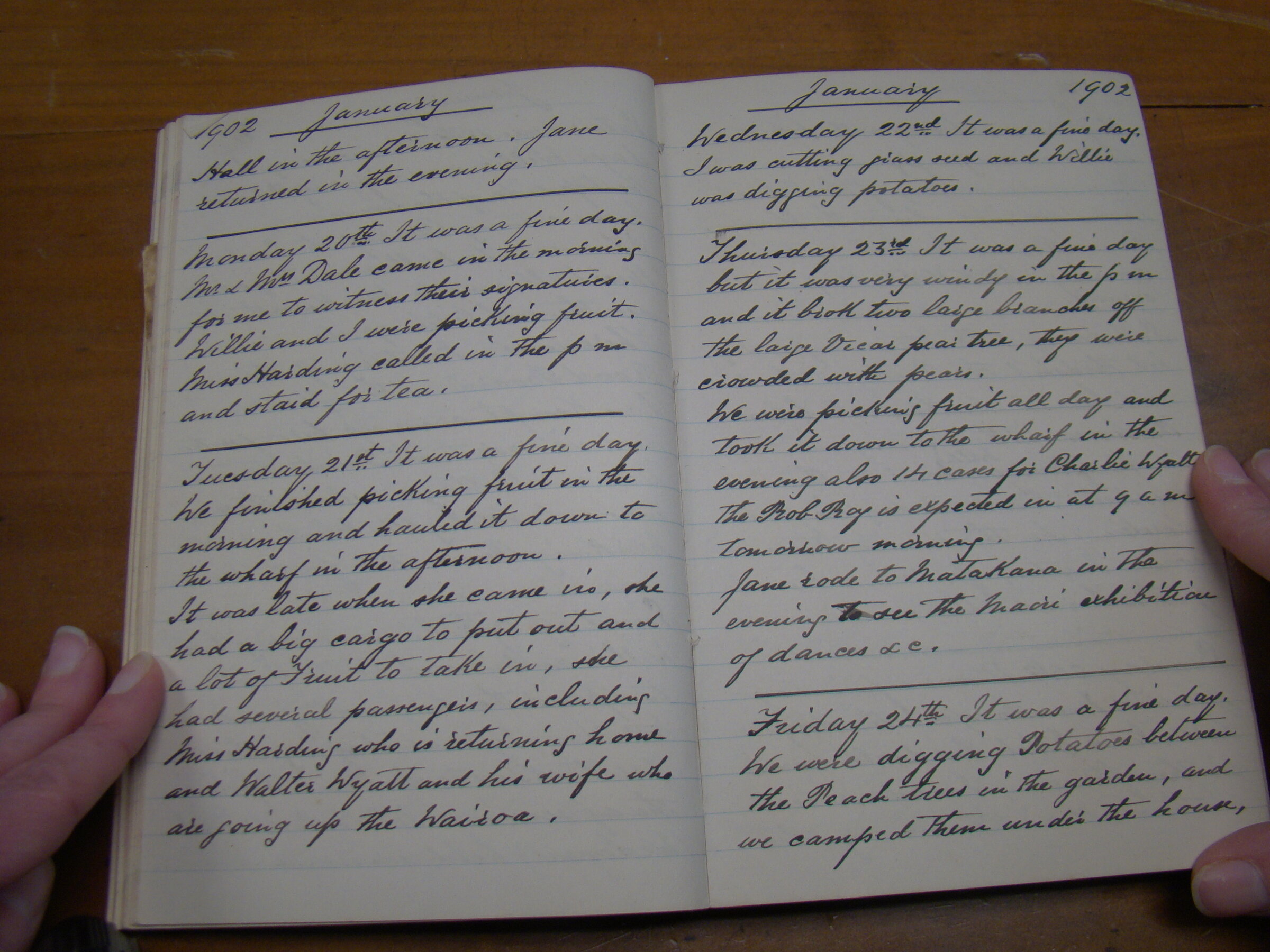 Original CS Clarke diary page
